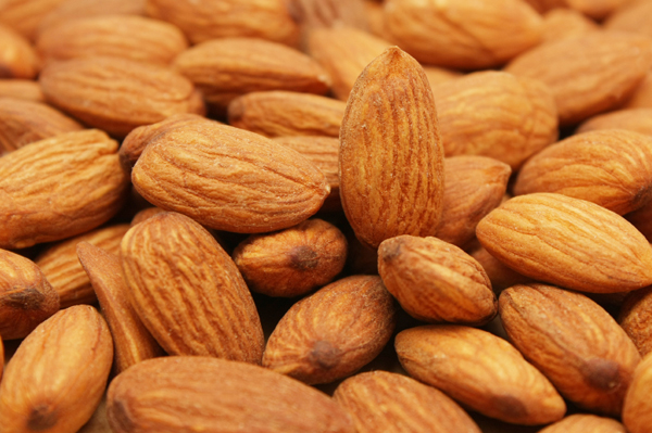 ALMOND NUTS