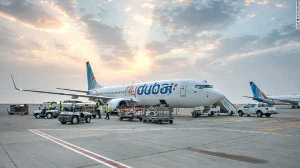 150603161706-flydubai-aircraft-on-tarmac-exlarge-169